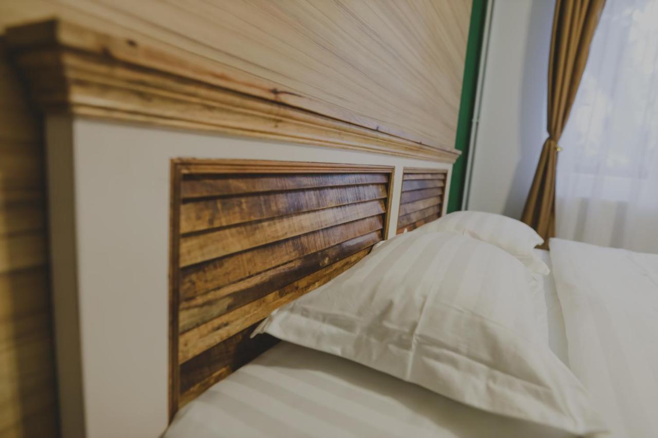 Altitude Guest House Ranca Buitenkant foto