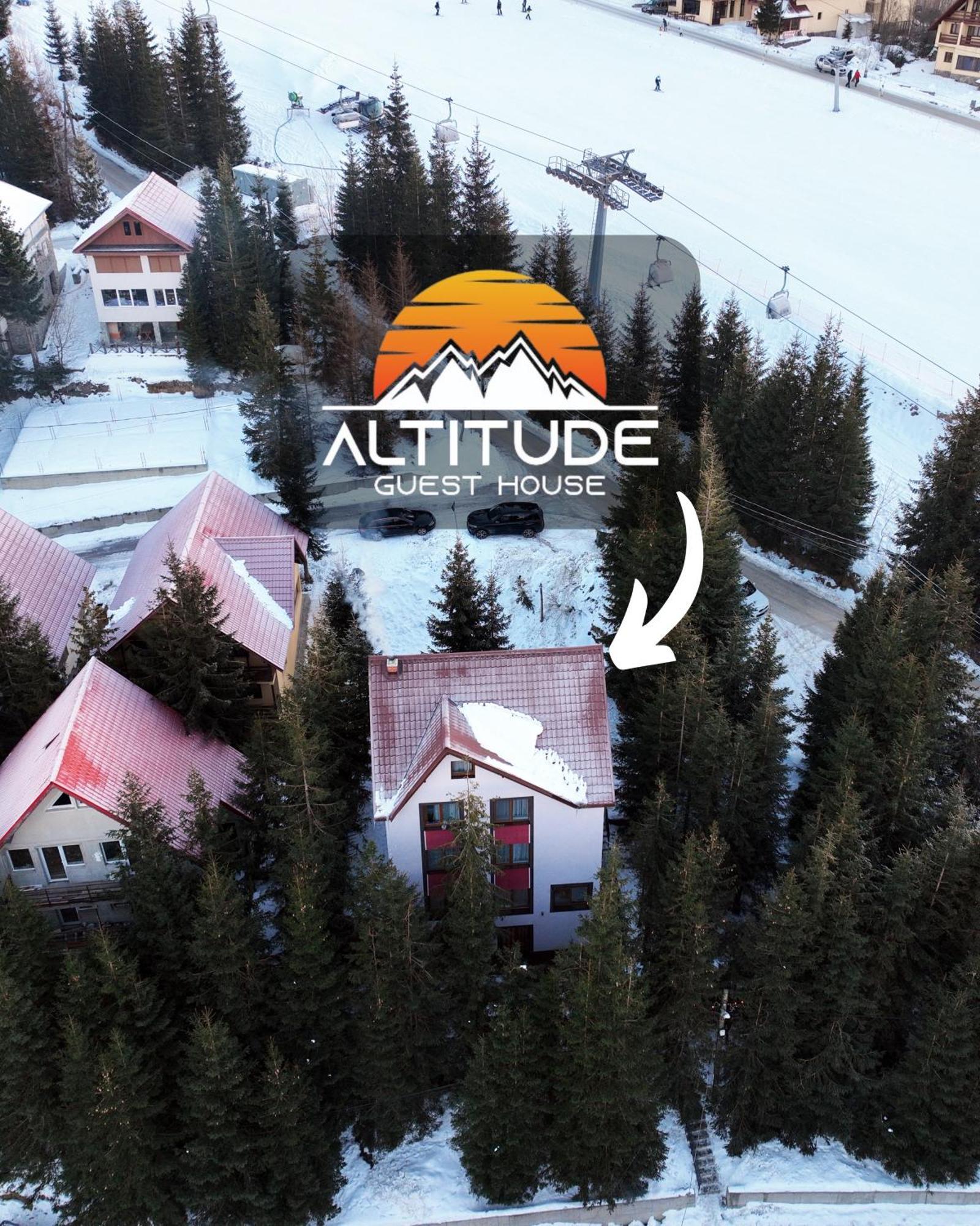 Altitude Guest House Ranca Buitenkant foto
